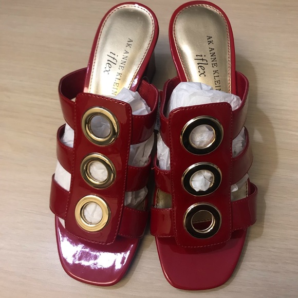 ❗️❗️❗️❗️👠Red AK ANNE KLEIN 👠 - Picture 2 of 4